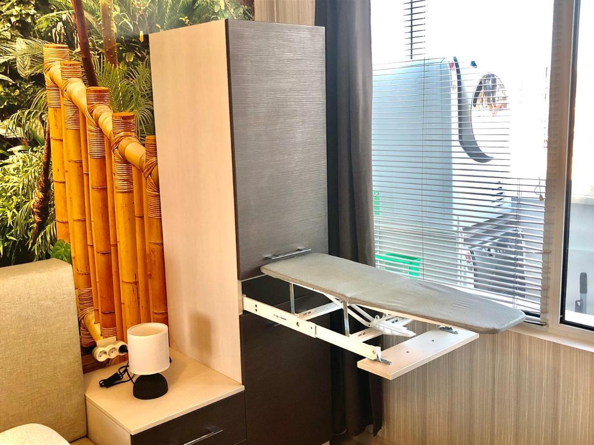 Avelov Art Apartment Burgas Екстер'єр фото
